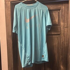 Nike Men's Teal Short Sleeve Tee